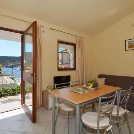 Appartement Nina - Two Bedroom With Balcony A3 Vinišće