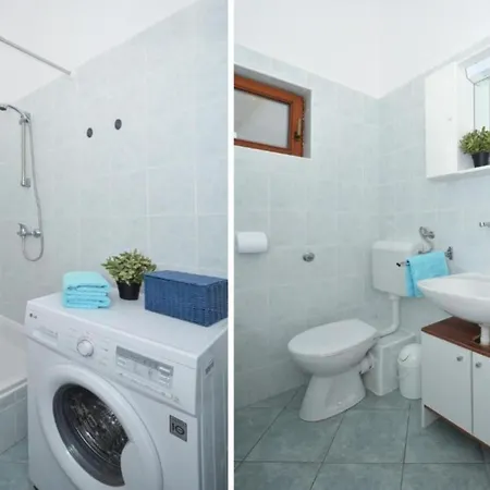 Apartment Nina - Two Bedroom With Balcony A3 Vinisce