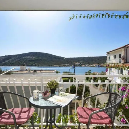 Nina - Two Bedroom With Balcony A3 Vinišće